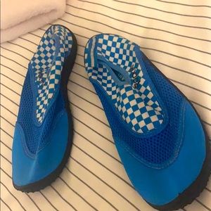 Reef adventure shore shoe blue white